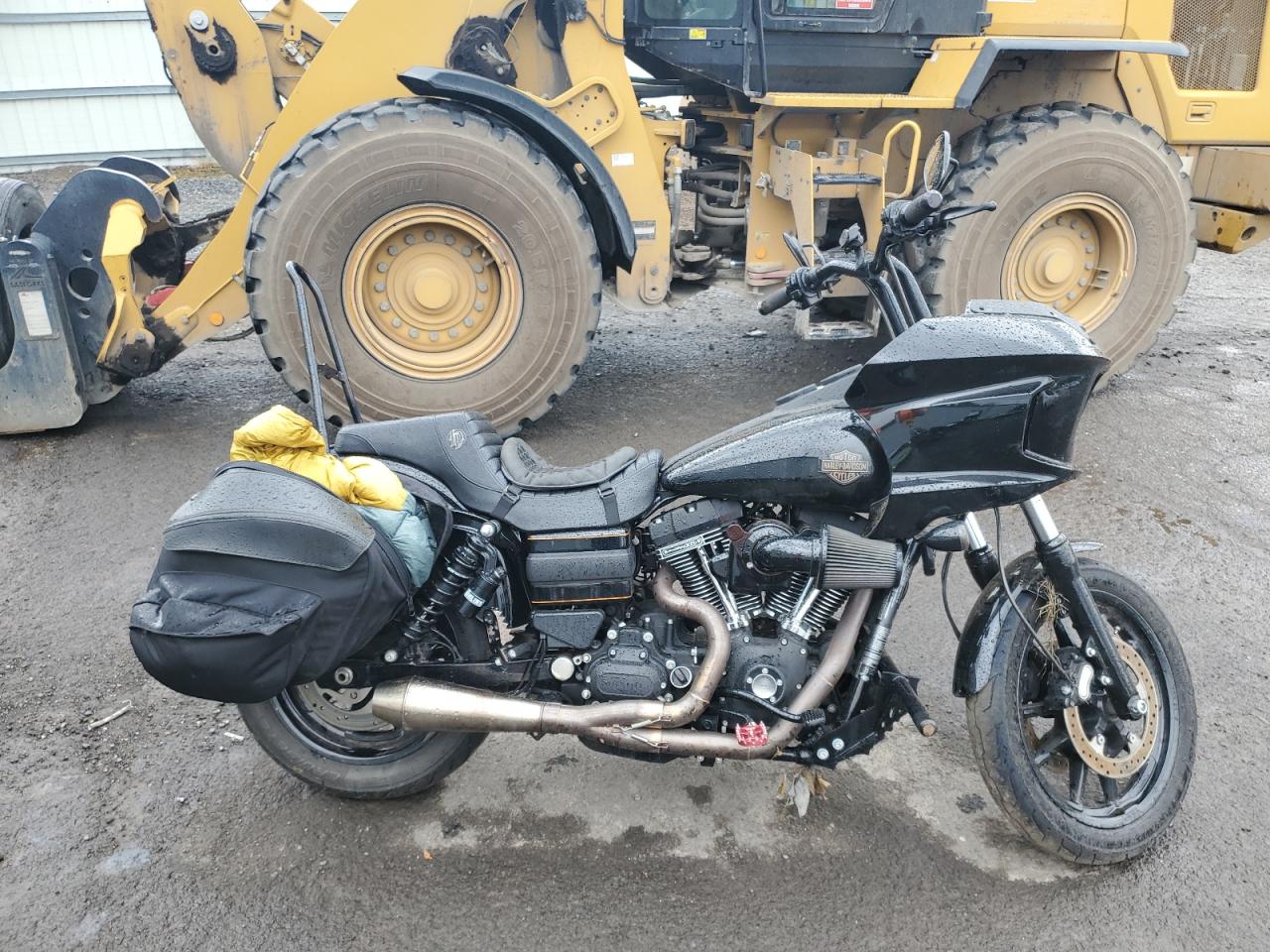 2016 Harley-Davidson Fxdls black roadster_bike gas 1HD1GS860GC329051 photo #1