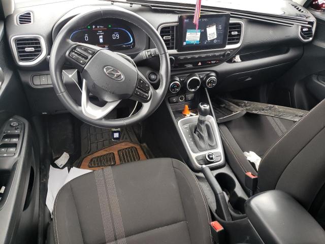  HYUNDAI VENUE 2024 Красный