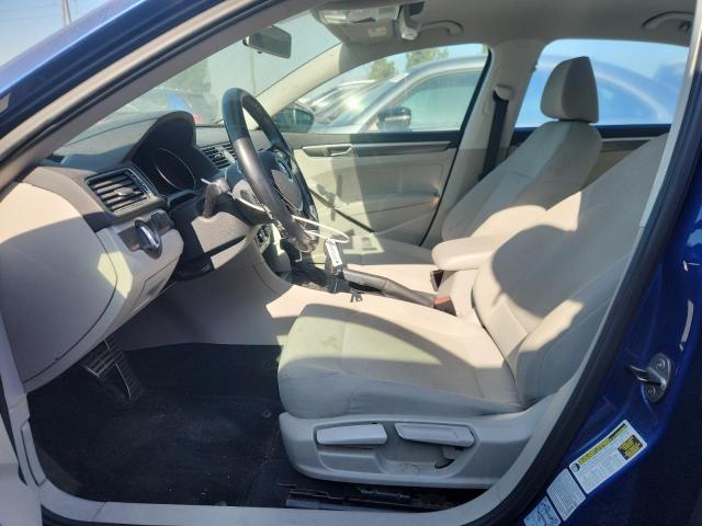 Седаны VOLKSWAGEN PASSAT 2016 Синий