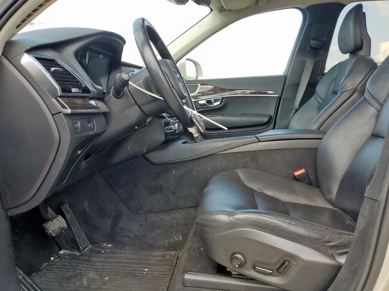 2018 Volvo Xc90 T6 VIN: YV4A22PK1J1388463 Lot: 70182275