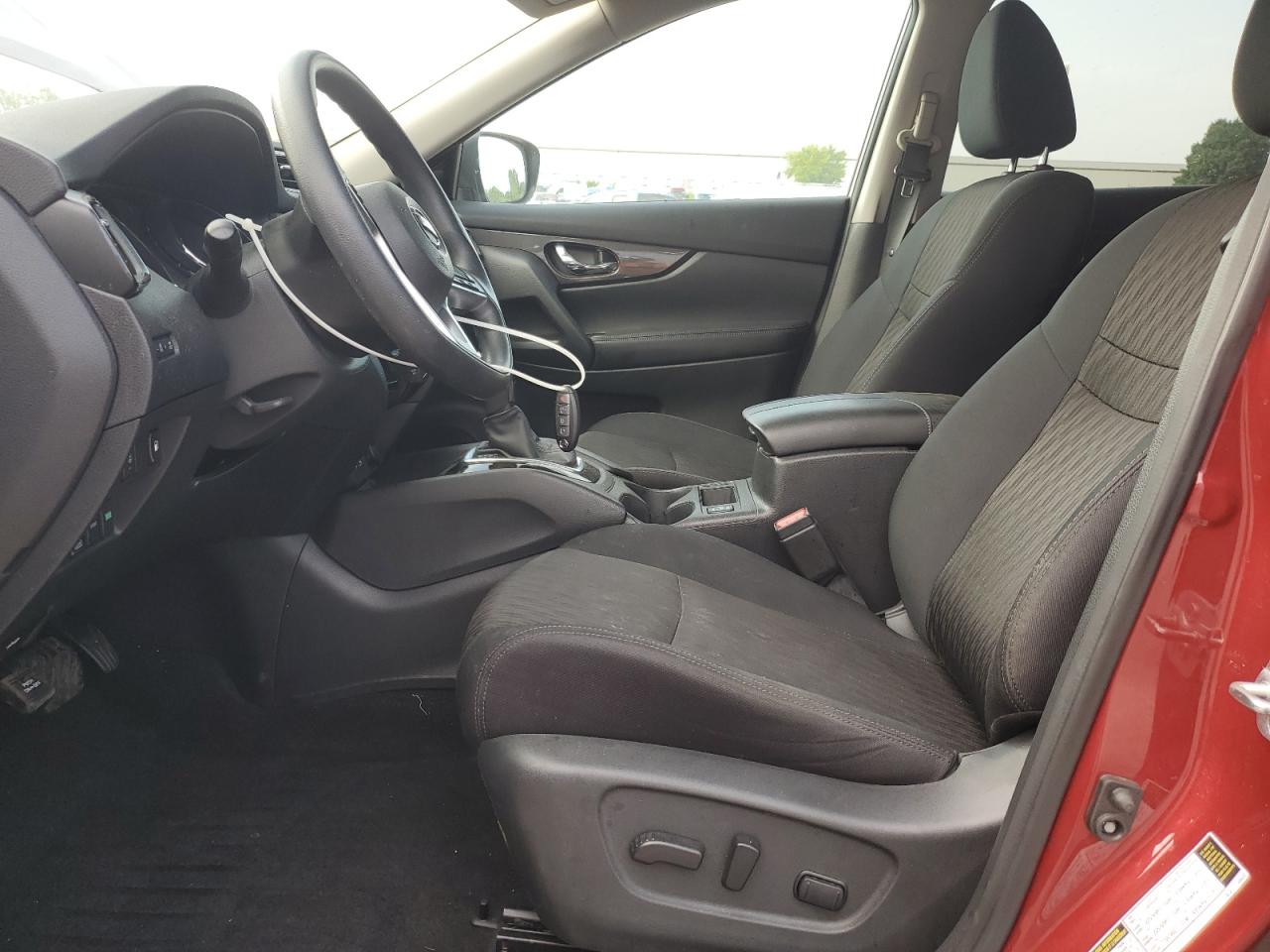 5N1AT2MV5KC751704 2019 Nissan Rogue S