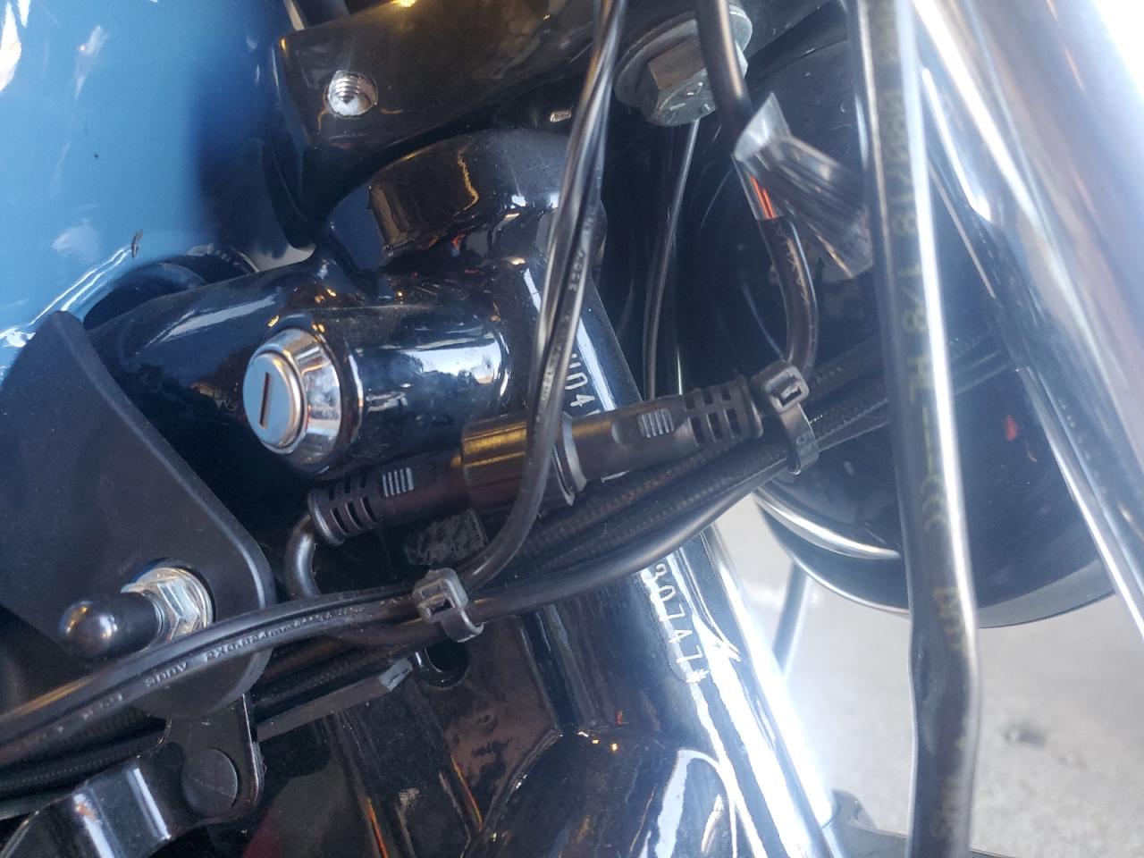 2019 Harley-Davidson Xl883 N VIN: 1HD4LE215KC430747 Lot: 69848975