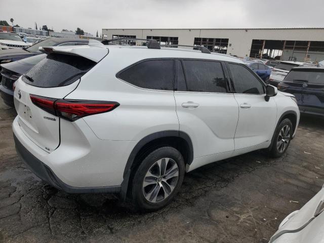  TOYOTA HIGHLANDER 2022 Белы
