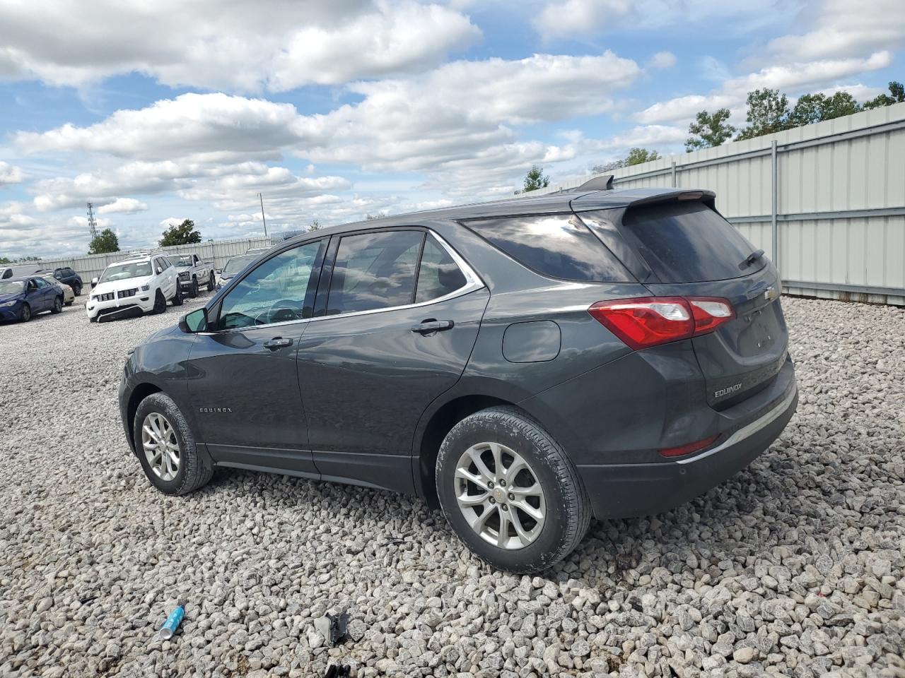 2GNAXTEV3L6170748 CHEVROLET EQUINOX 2020 GRAY Photo 2