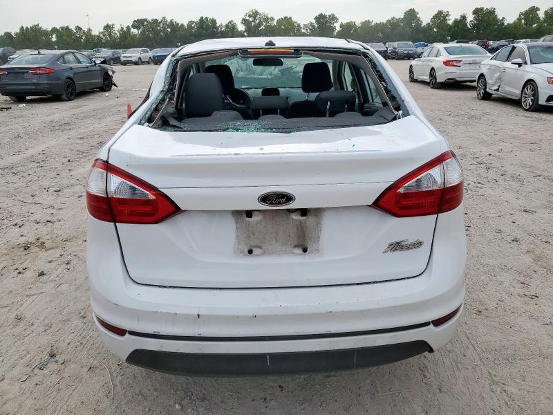  FORD FIESTA 2019 Белы