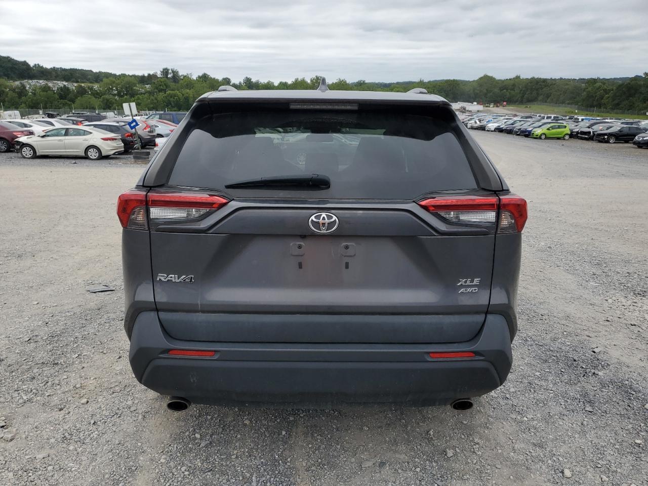 2021 Toyota Rav4 Xle VIN: 2T3P1RFV1MC232435 Lot: 69551855