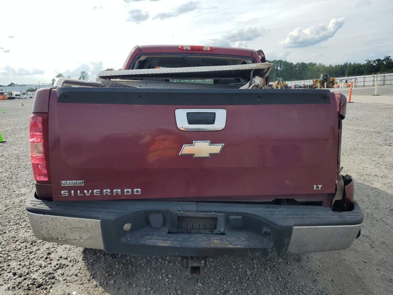 2008 Chevrolet Silverado C1500 VIN: 3GCEC13008G223774 Lot: 70304375