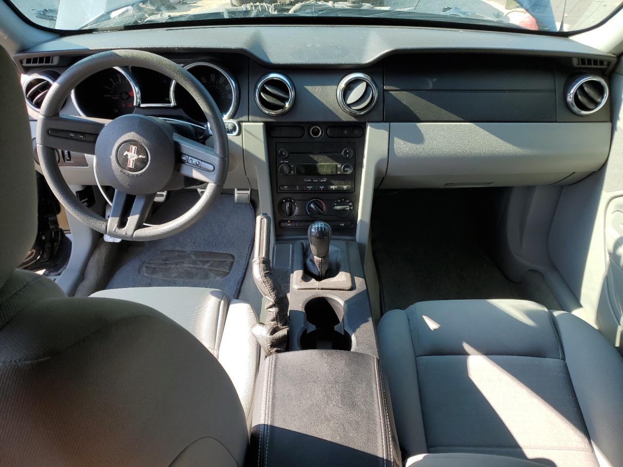 2006 Ford Mustang VIN: 1ZVFT80NX65139427 Lot: 68039955