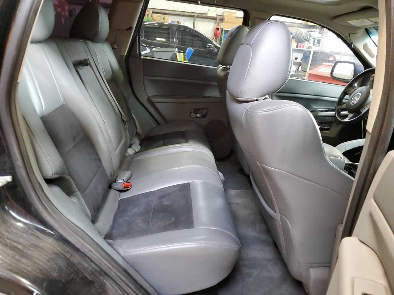 2007 Jeep Grand Cherokee Srt-8 VIN: 1J8HR78397C646106 Lot: 67486435