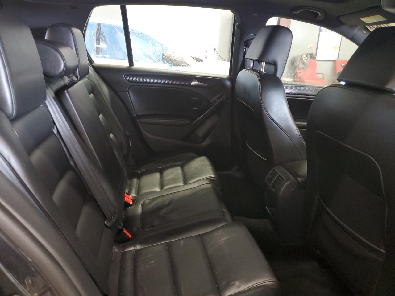 2013 Volkswagen Golf R VIN: WVWPF7AJ8DW071589 Lot: 70950765