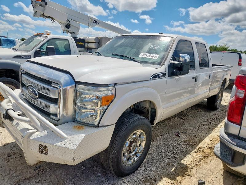 Pickups FORD F350 2015 White