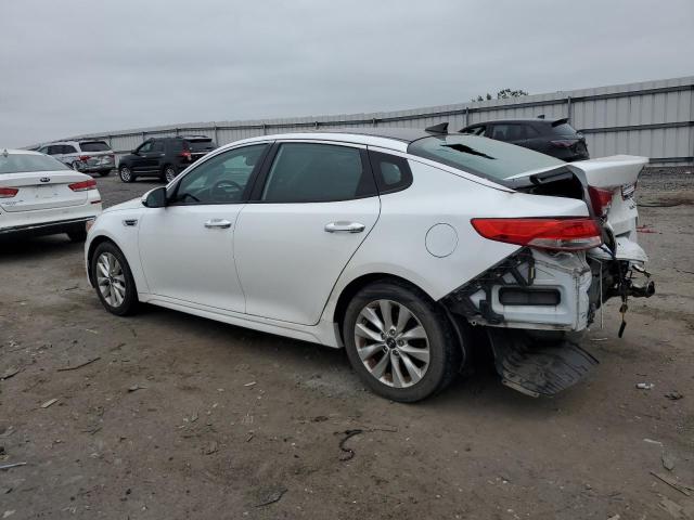 Седаны KIA OPTIMA 2016 Белы
