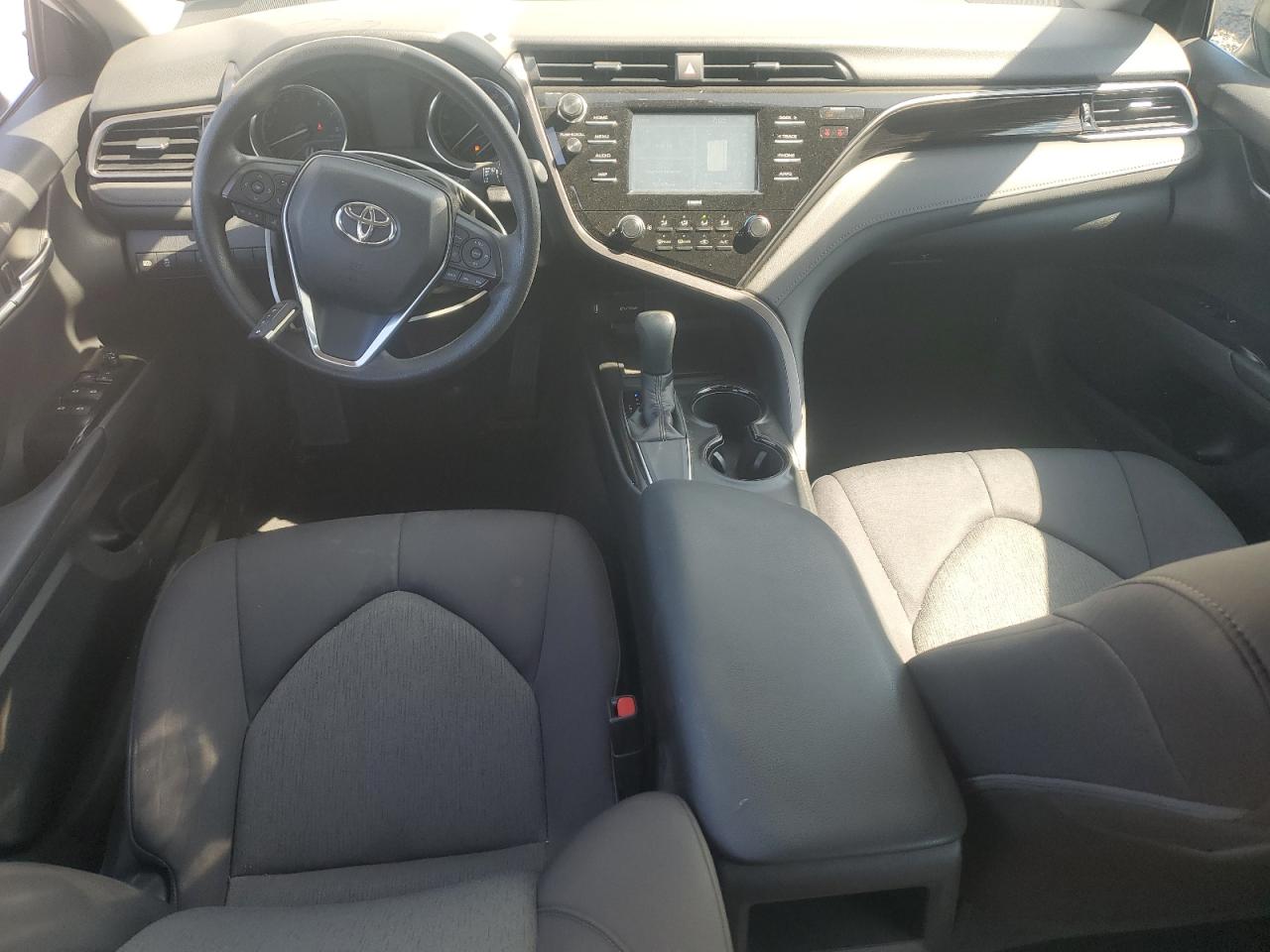 2020 Toyota Camry Le VIN: 4T1C11AK7LU861460 Lot: 69703195
