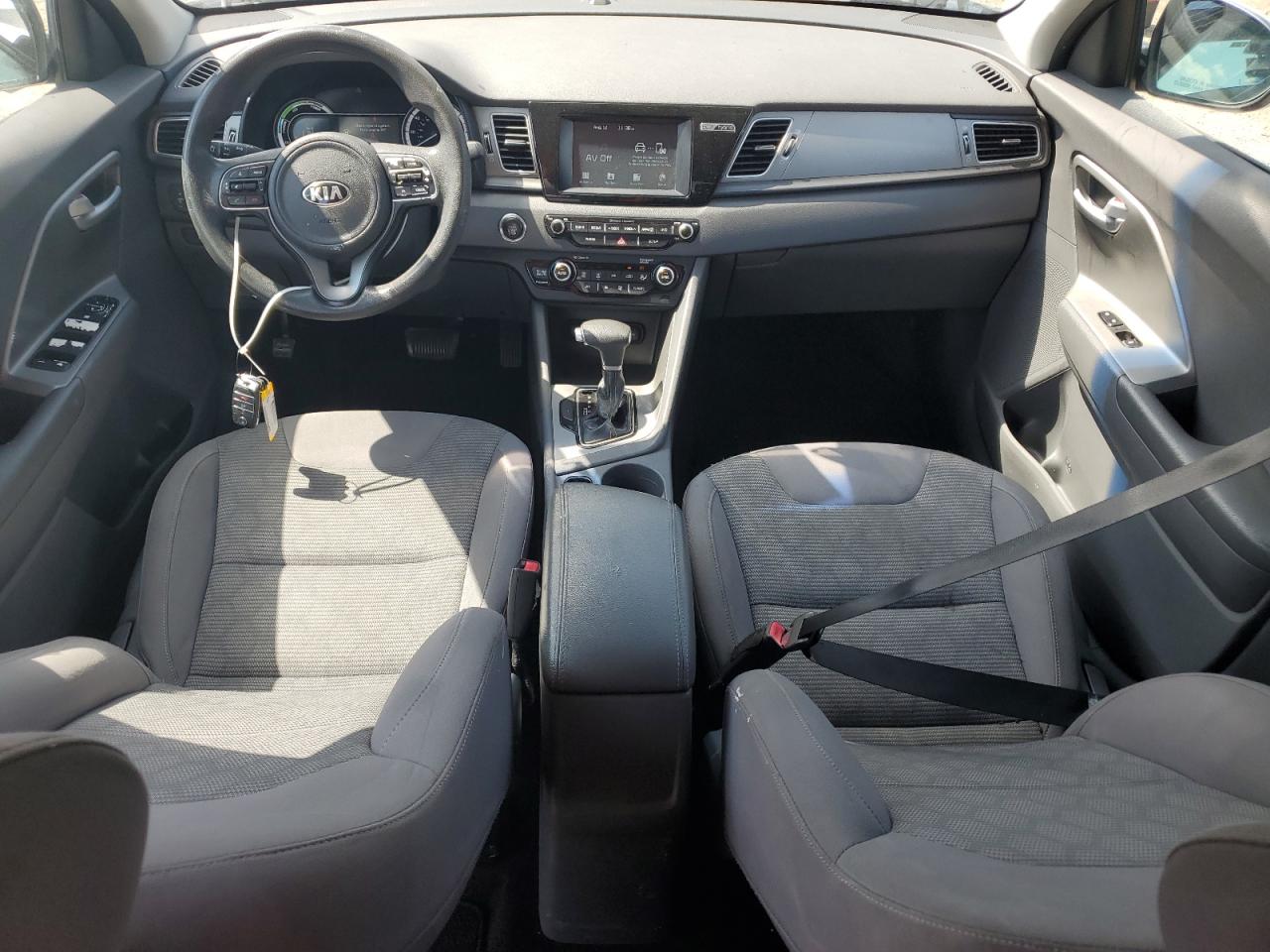 KNDCB3LC5J5120007 2018 Kia Niro Fe