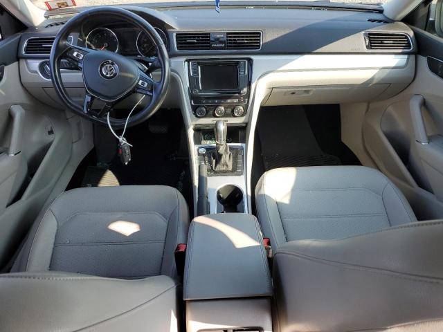  VOLKSWAGEN PASSAT 2019 Синий