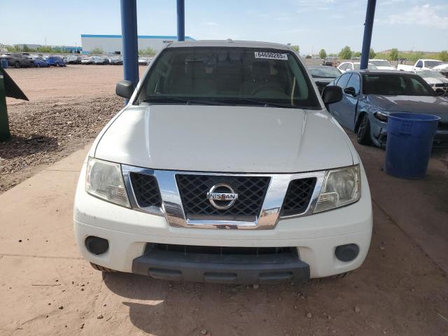  NISSAN FRONTIER 2017 Белы