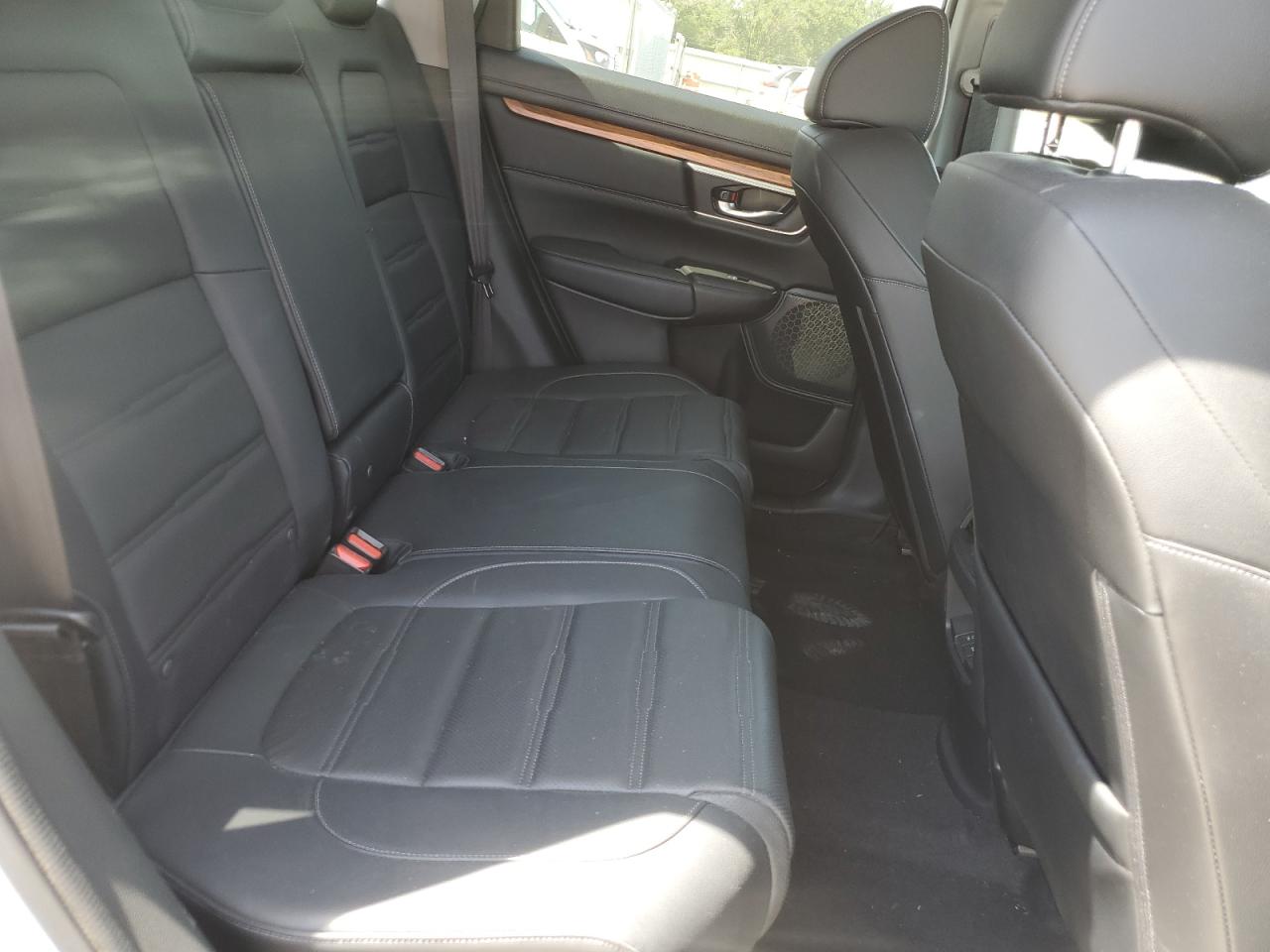 2019 Honda Cr-V Exl VIN: JHLRW2H86KX017863 Lot: 69942335