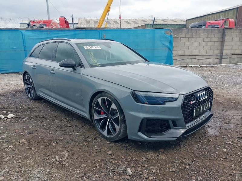 2018 AUDI RS 4 CARBO