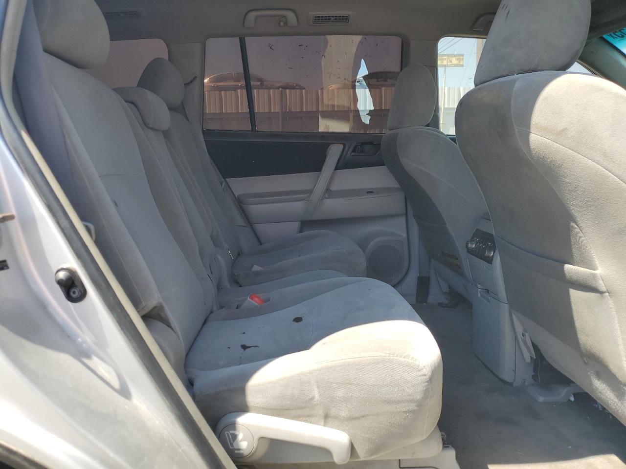 2010 Toyota Highlander VIN: 5TDZK3EH8AS017919 Lot: 68102855