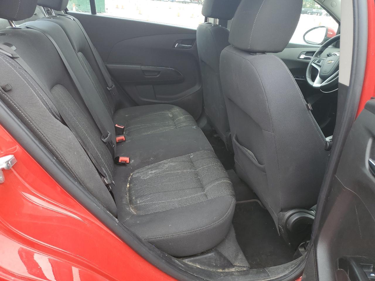 2018 Chevrolet Sonic Lt VIN: 1G1JD5SH1J4129621 Lot: 69932105