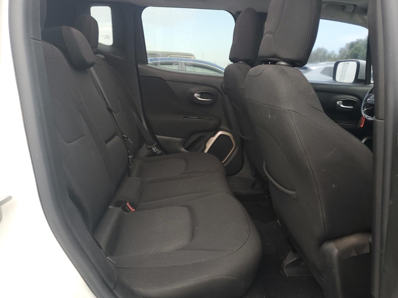 2015 Jeep Renegade Latitude VIN: ZACCJABT0FPB75762 Lot: 49872265