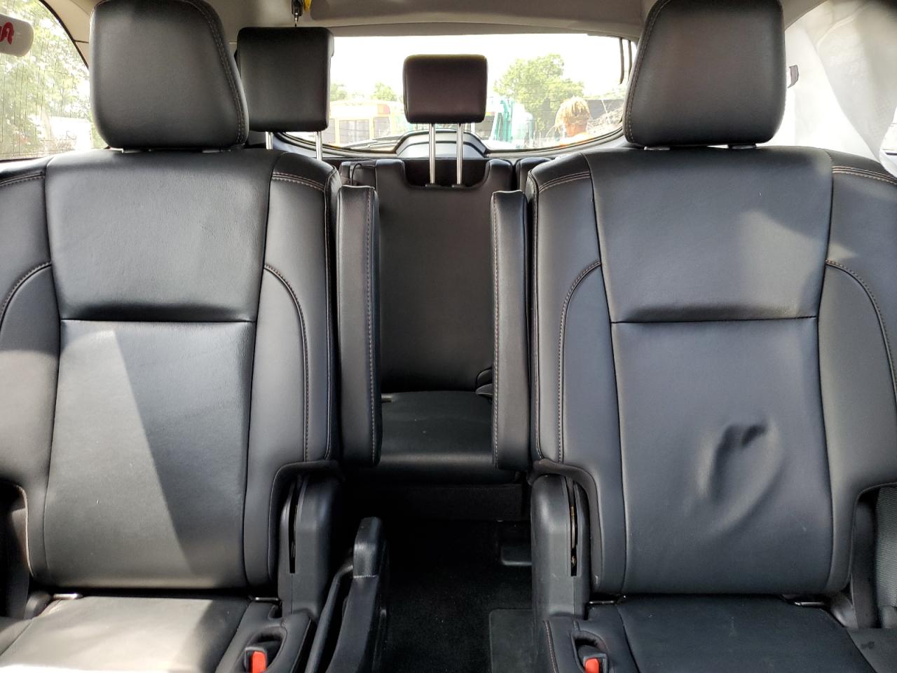 2019 Toyota Highlander Se VIN: 5TDJZRFH8KS938985 Lot: 67588905