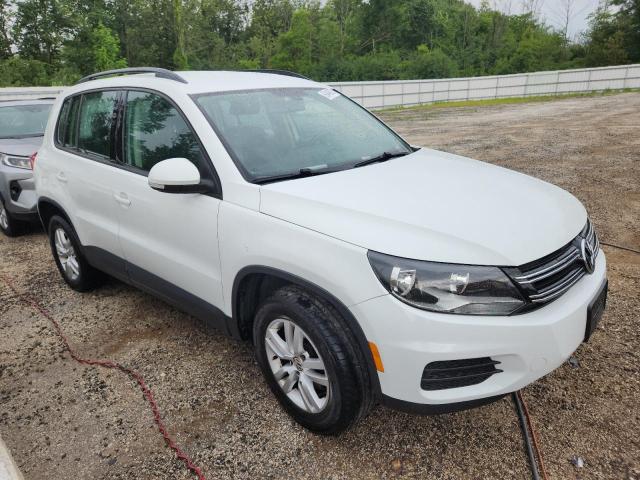 VOLKSWAGEN TIGUAN 2016 Белы