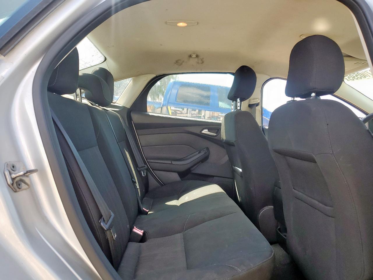 2015 Ford Focus Se VIN: 1FADP3F24FL356715 Lot: 70700595