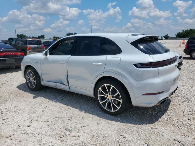 2024 PORSCHE CAYENNE E-HYBRID  