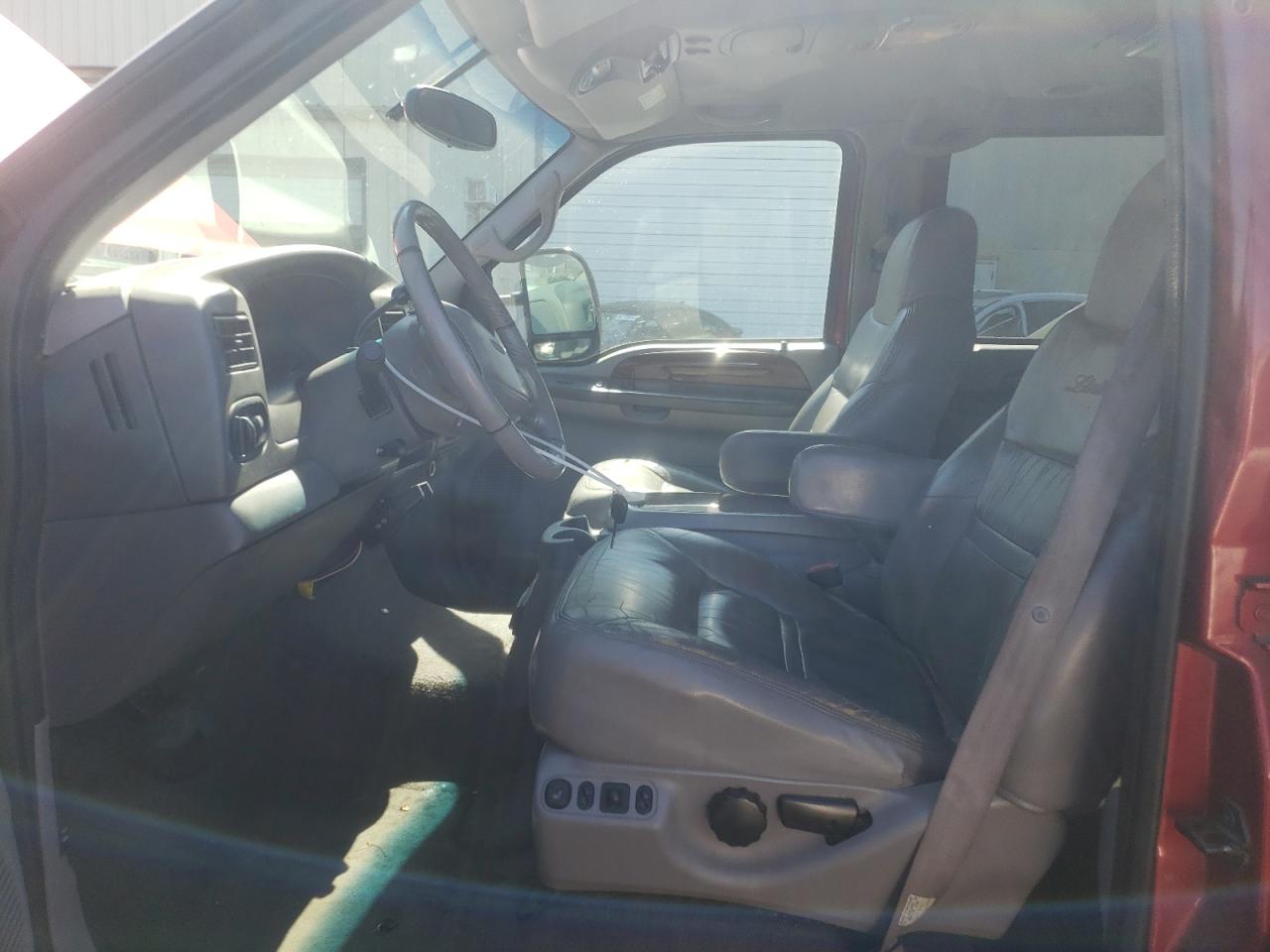 2000 Ford Excursion Limited VIN: 1FMNU43S8YEE00381 Lot: 67125875