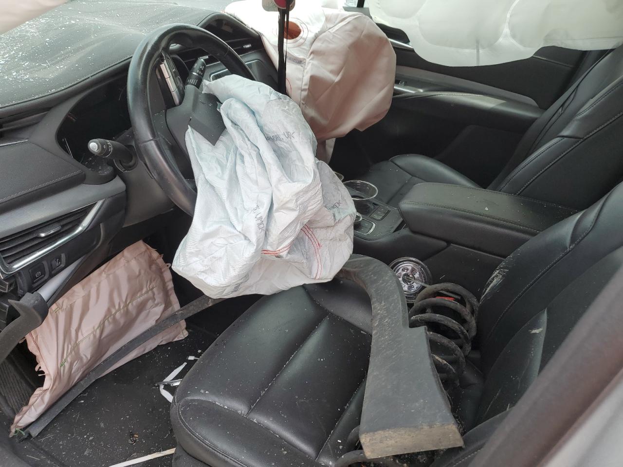 2022 Cadillac Xt4 Premium Luxury VIN: 1GYFZCR48NF100160 Lot: 69571625