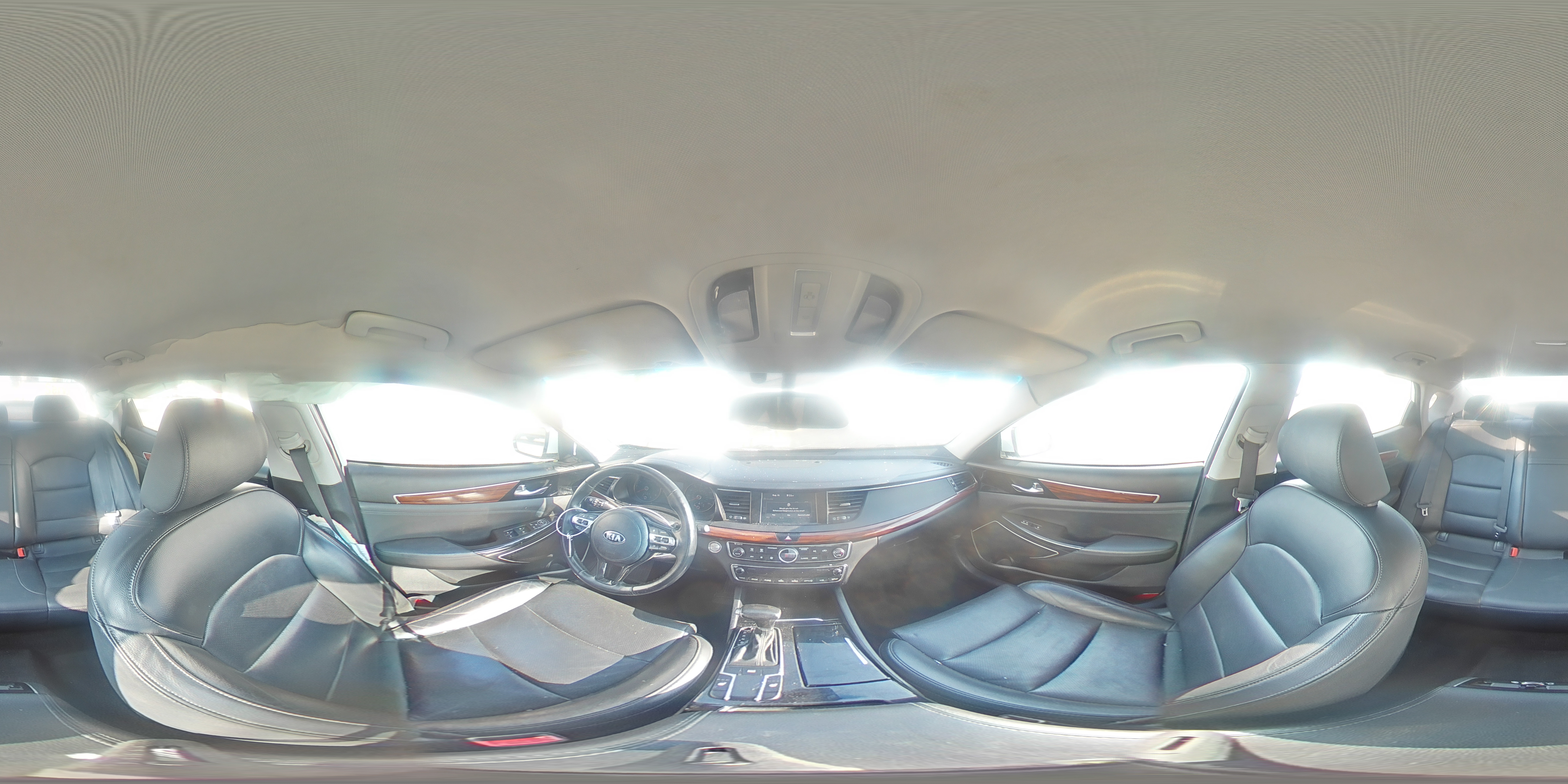2017 Kia Cadenza Premium VIN: KNALB4J19H5046816 Lot: 67021495