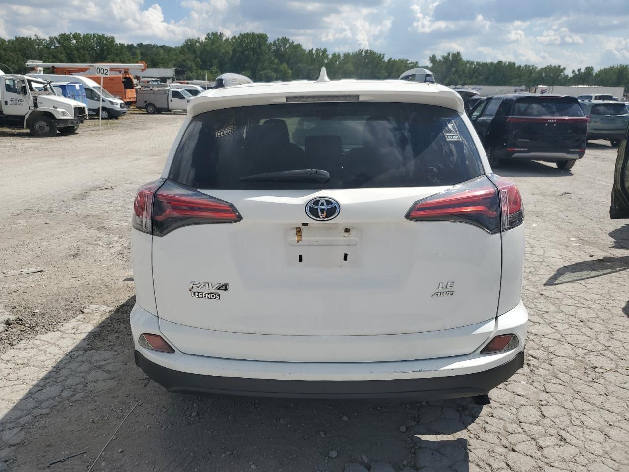 2017 Toyota Rav4 Le VIN: 2T3BFREV7HW623414 Lot: 69616585