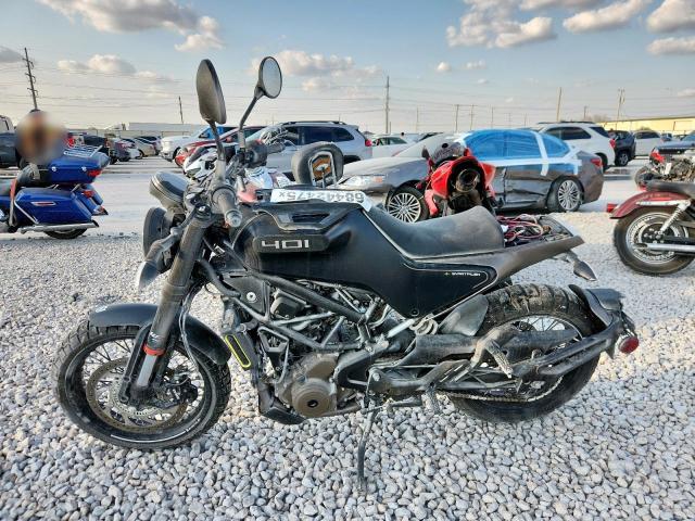 2023 HUSQVARNA VITPILEN 4  