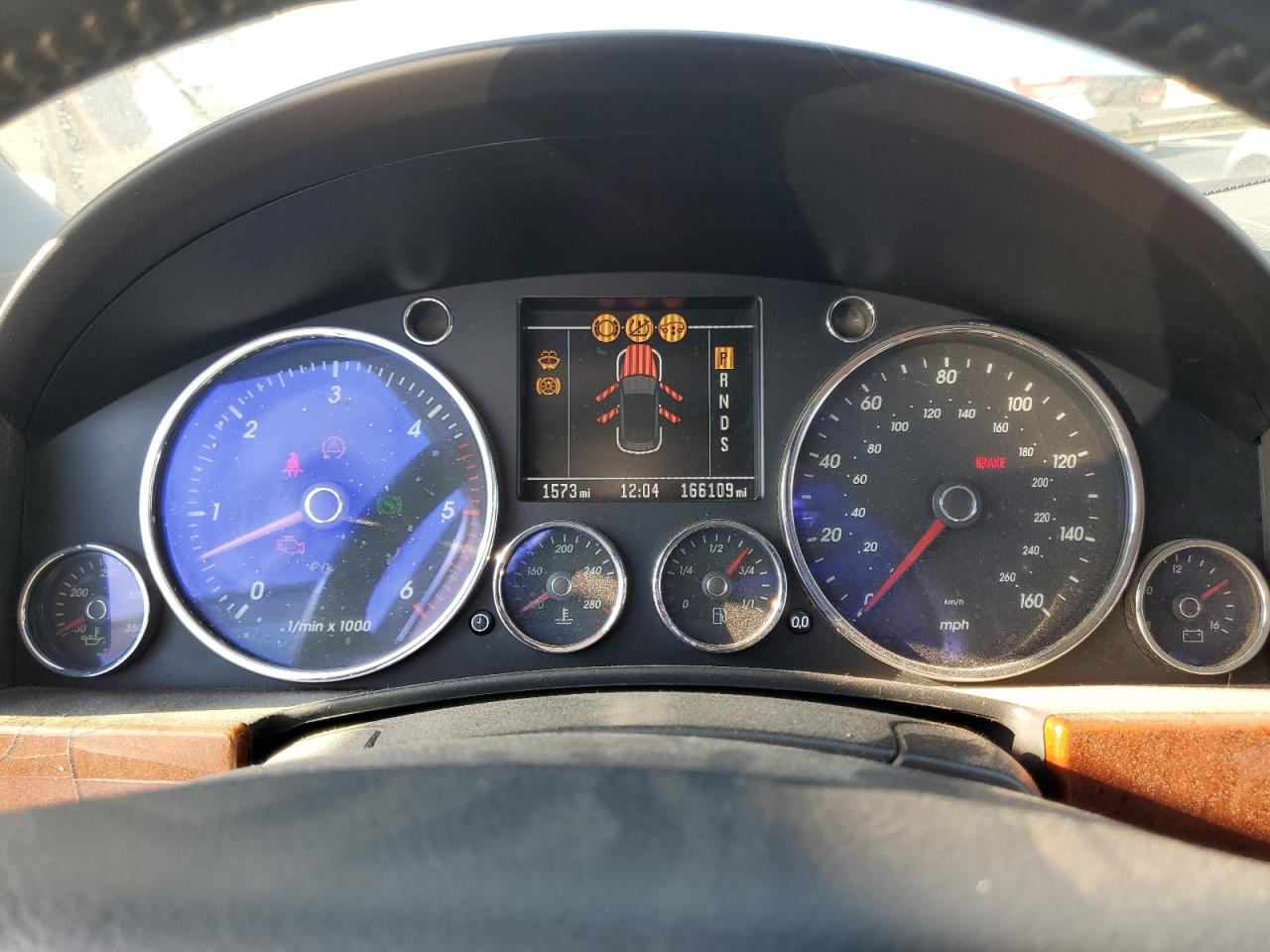 2004 Volkswagen Touareg Tdi 5.0 VIN: WVGHH77L54D079339 Lot: 69993045