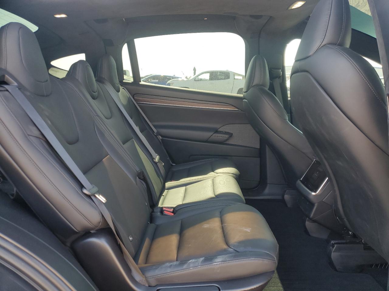 7SAXCDE54RF448132 2024 Tesla Model X