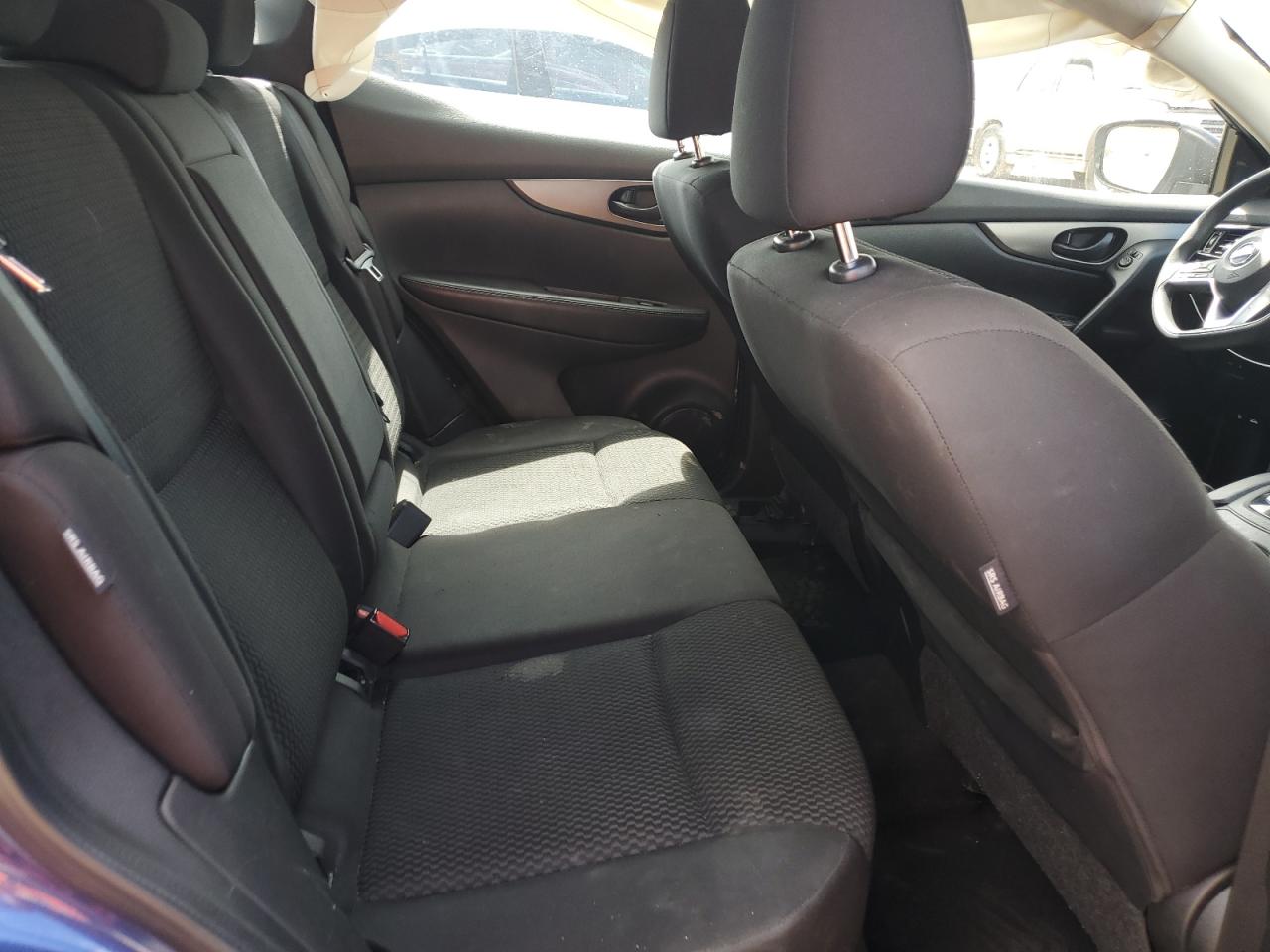 2022 Nissan Rogue Sport S VIN: JN1BJ1AVXNW345713 Lot: 70207125