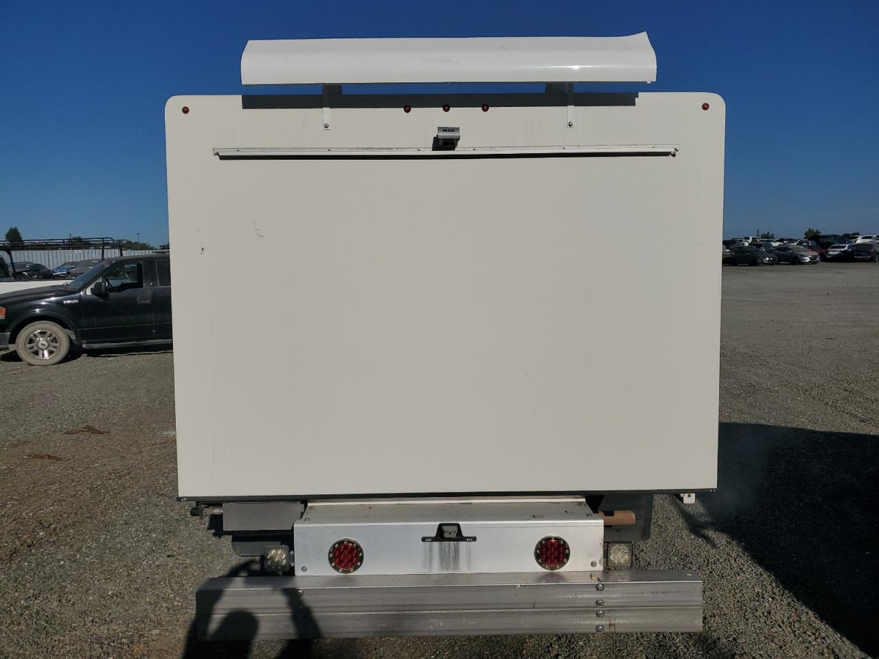 2018 Ford Econoline E450 Super Duty Cutaway Van VIN: 1FDXE4FSXJDC17769 Lot: 66906725