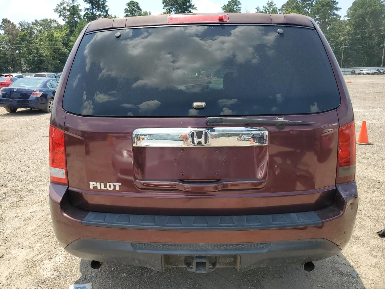 2012 Honda Pilot Lx VIN: 5FNYF3H28CB013061 Lot: 69254315