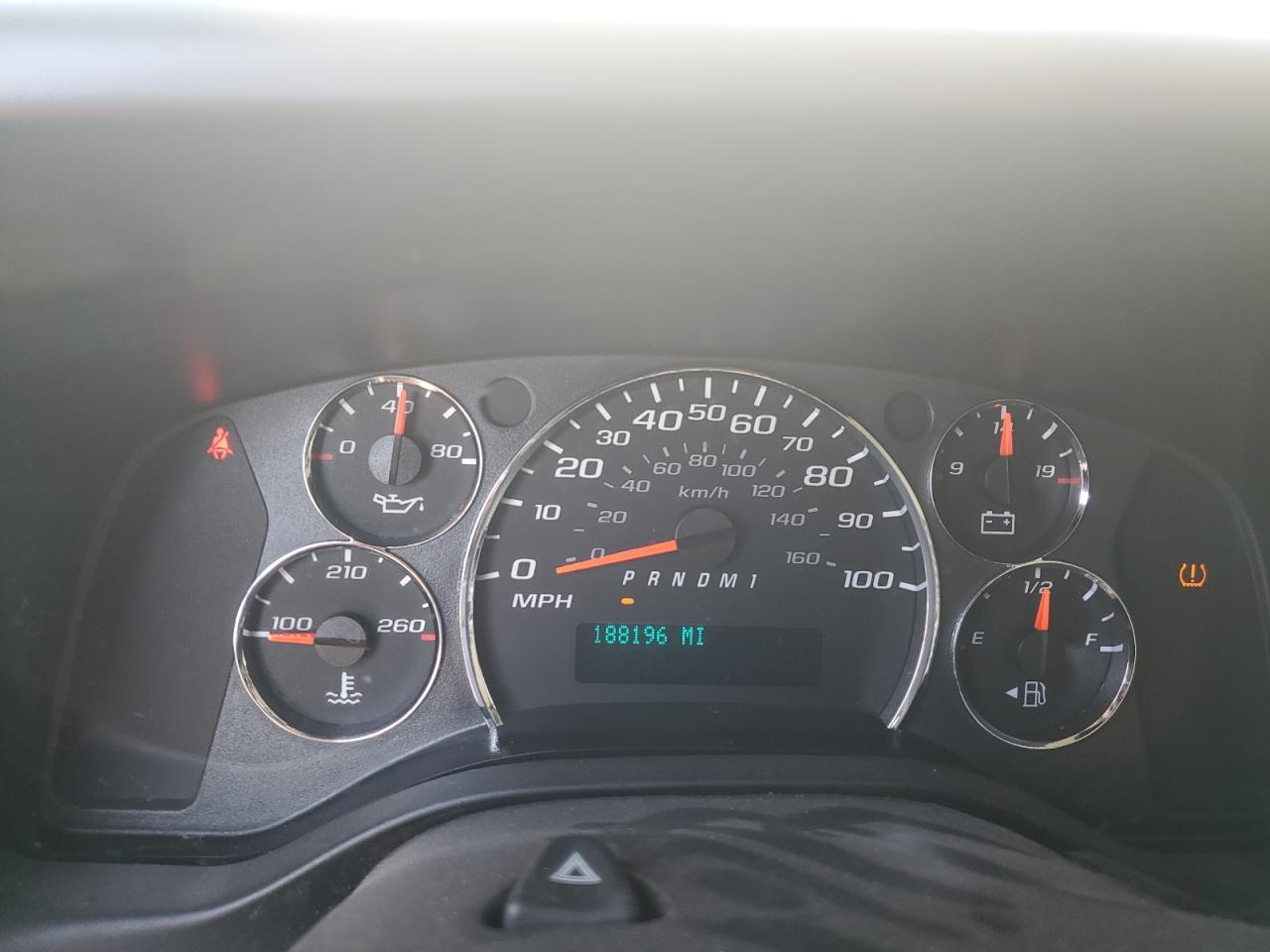 2011 Chevrolet Express G2500 VIN: 1GCWGFCA3B1106100 Lot: 69848935