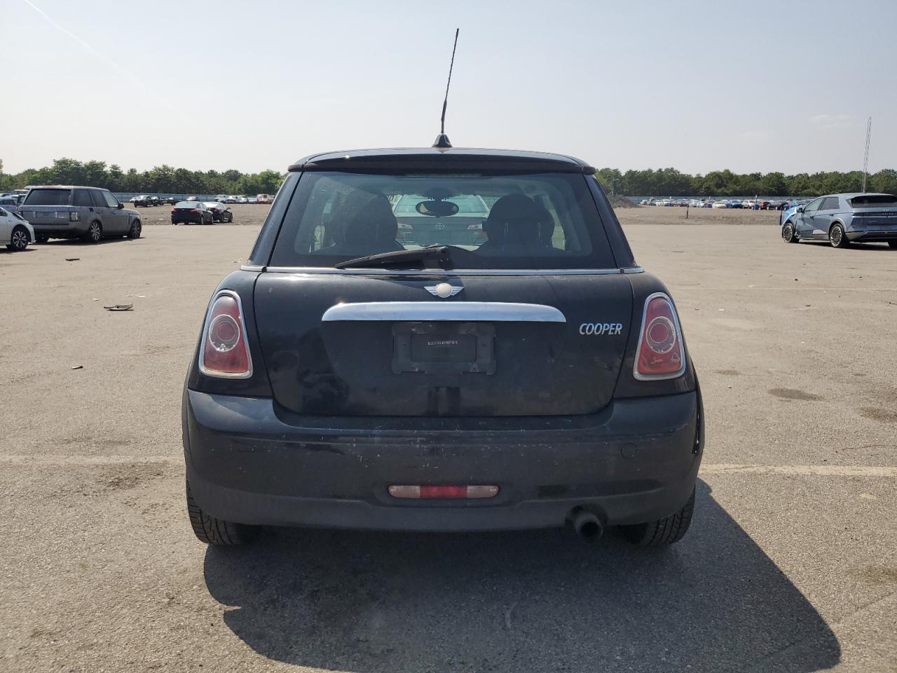 2013 Mini Cooper VIN: WMWSU3C55DT372697 Lot: 66848655