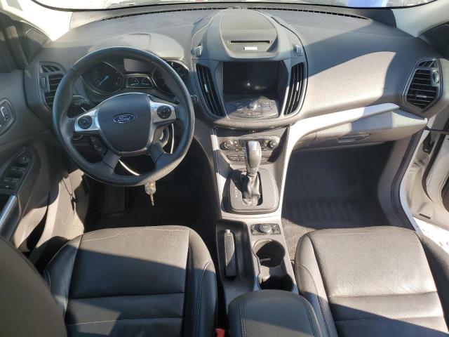  FORD ESCAPE 2016 Белы