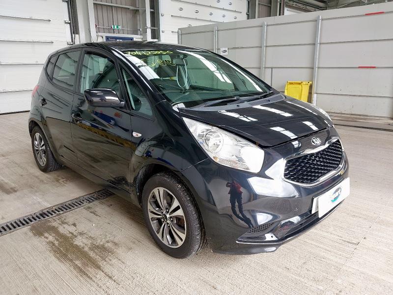 2015 KIA VENGA SR7