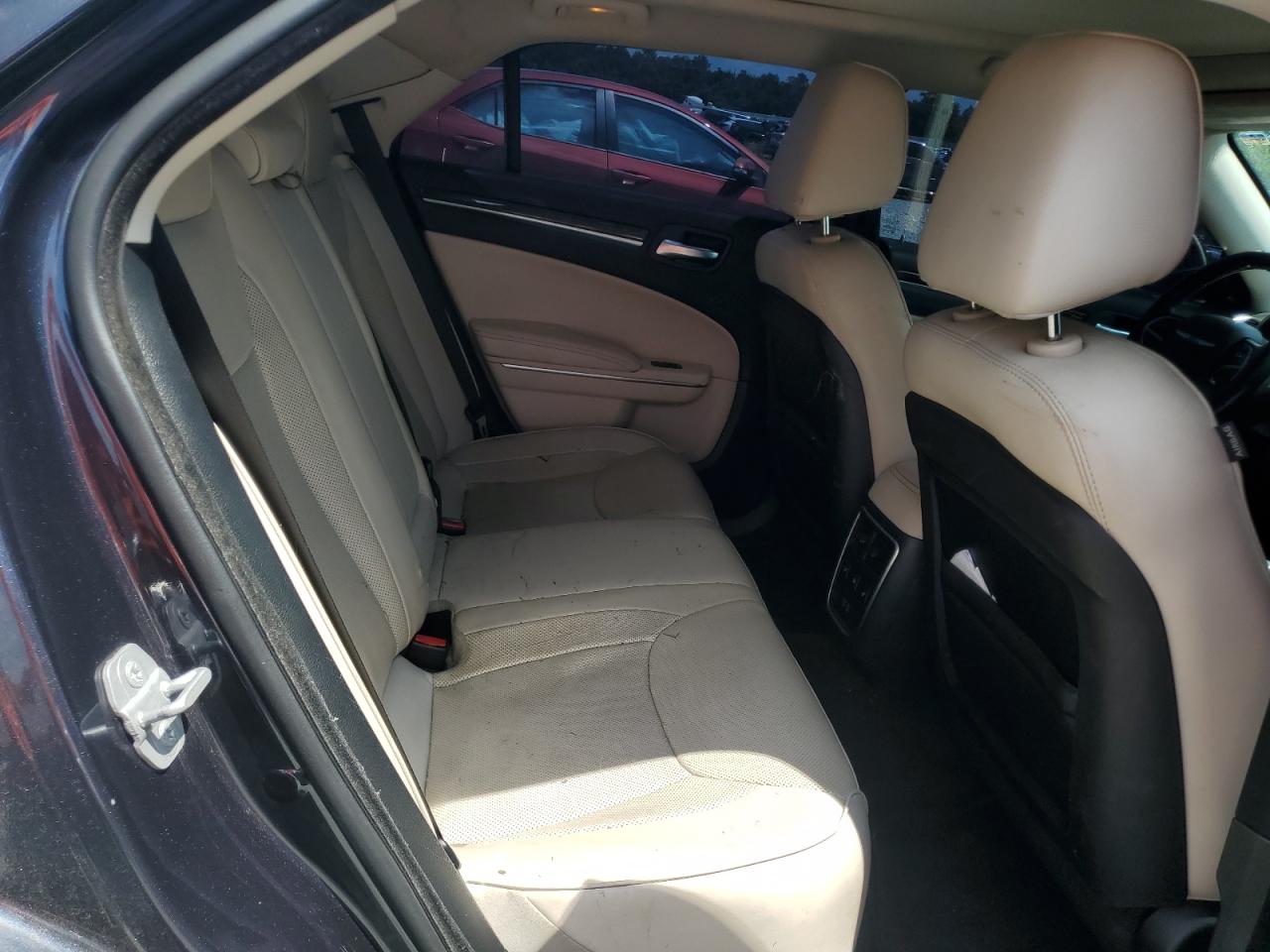 2015 Chrysler 300C VIN: 2C3CCAEG0FH882540 Lot: 68506015