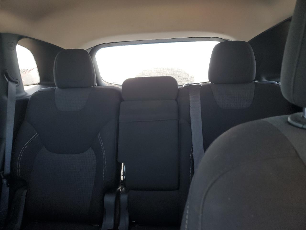 2017 Jeep Cherokee Latitude VIN: 1C4PJLCB4HW534203 Lot: 70912105