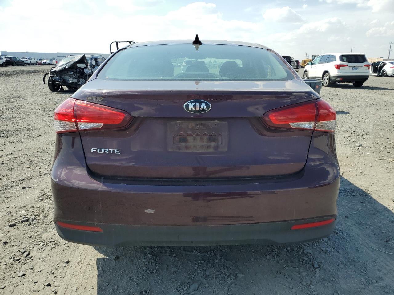 2017 Kia Forte Lx VIN: 3KPFK4A7XHE048759 Lot: 70221025