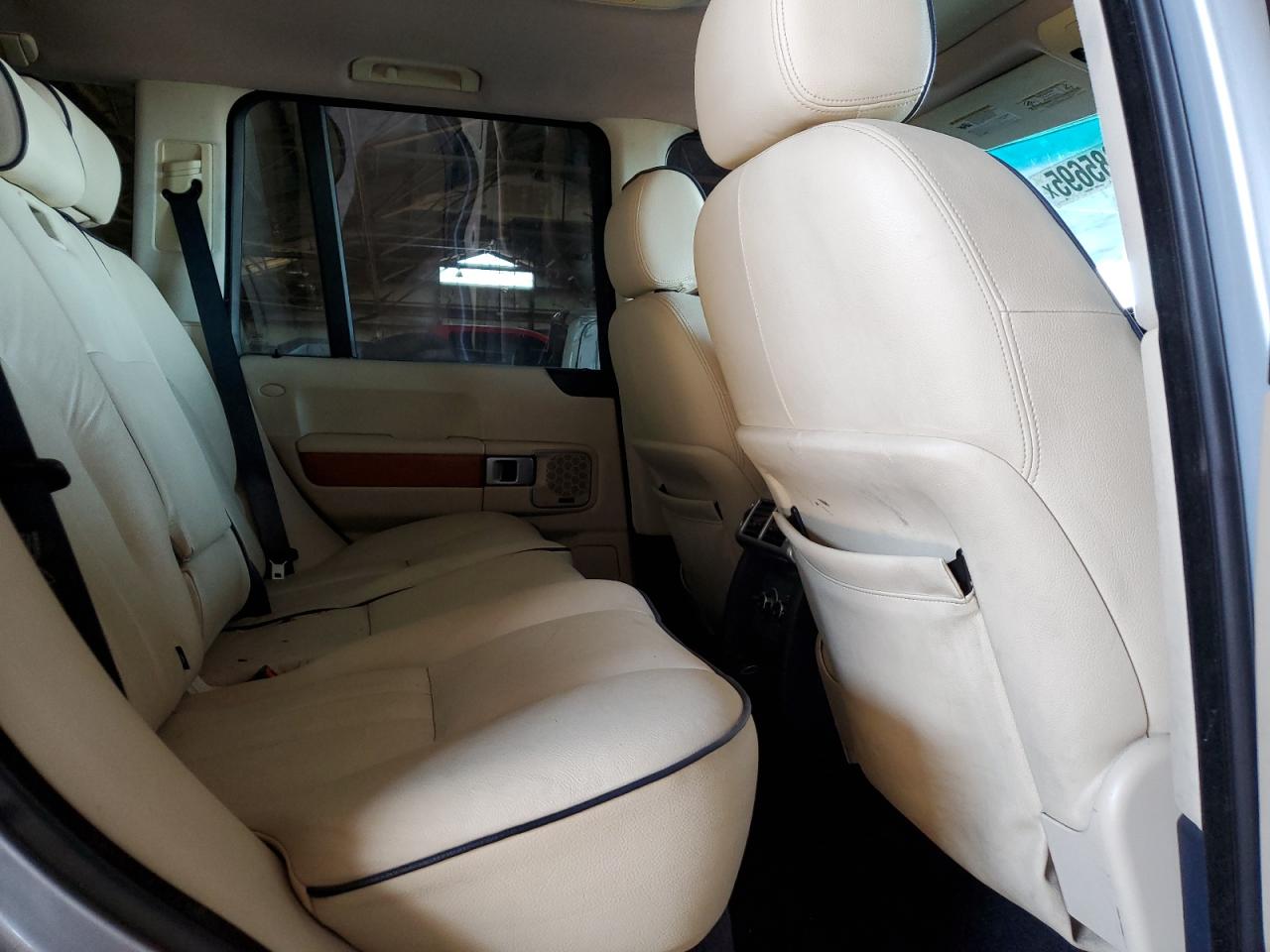 2008 Land Rover Range Rover Hse VIN: SALME15408A263933 Lot: 69885695