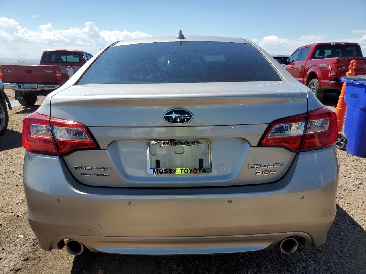 2017 Subaru Legacy 3.6R Limited VIN: 4S3BNEN68H3051194 Lot: 69147745