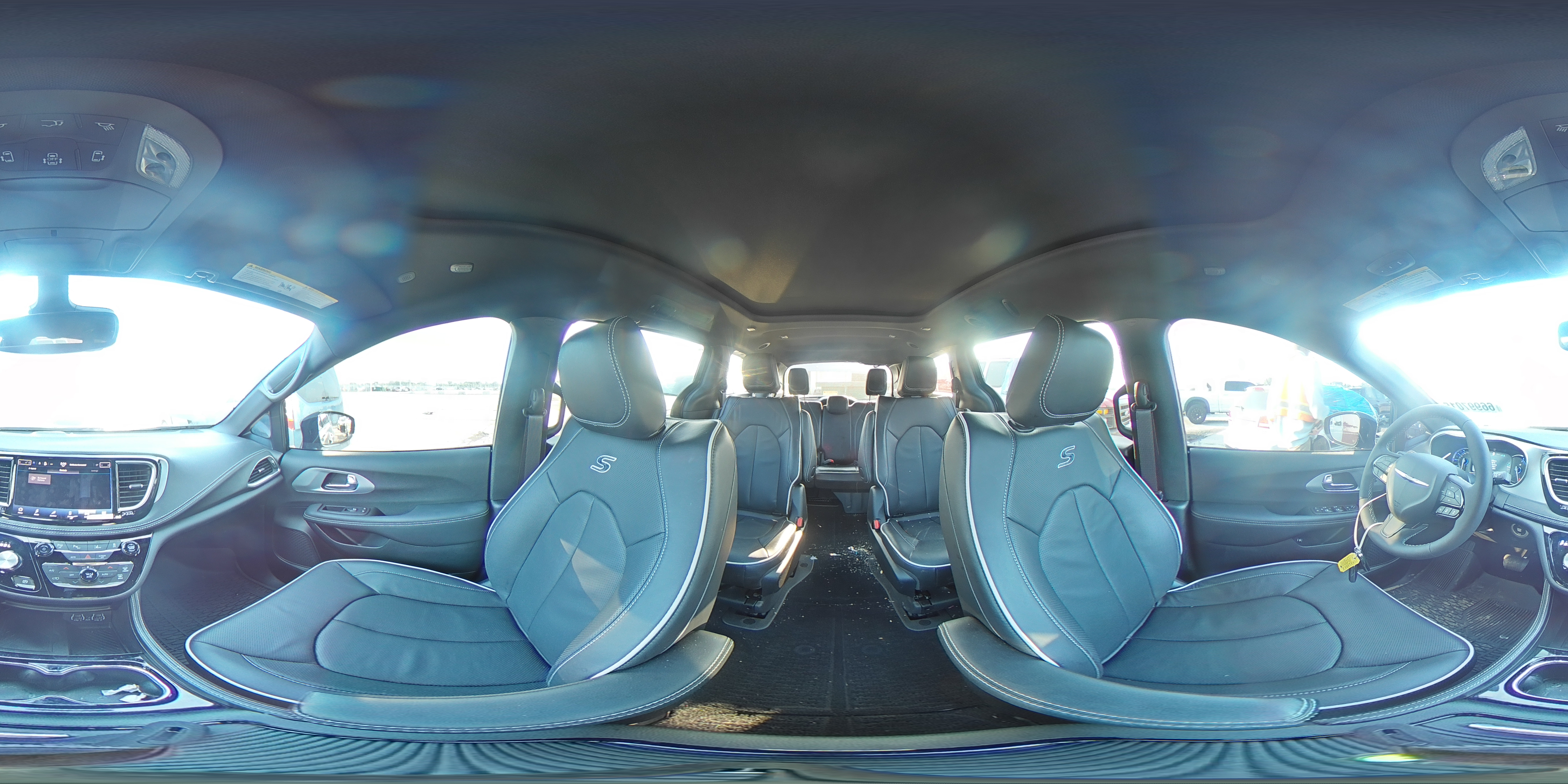 2025 Chrysler Pacifica Hybrid Select VIN: 2C4RC1S76SR536412 Lot: 66997015