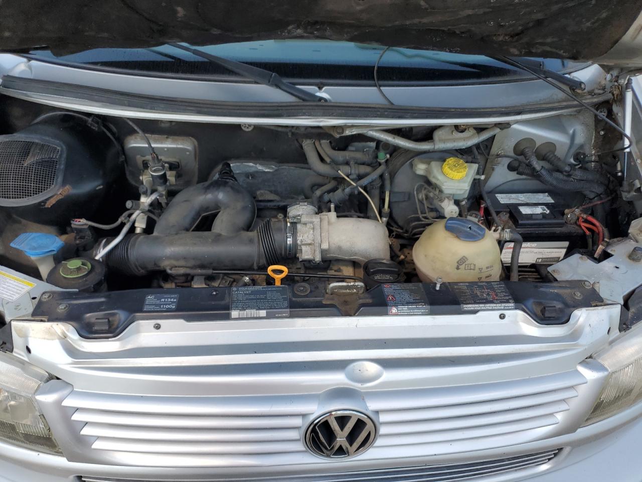 2002 Volkswagen Eurovan Gls VIN: WV2KB47092H076225 Lot: 70983195